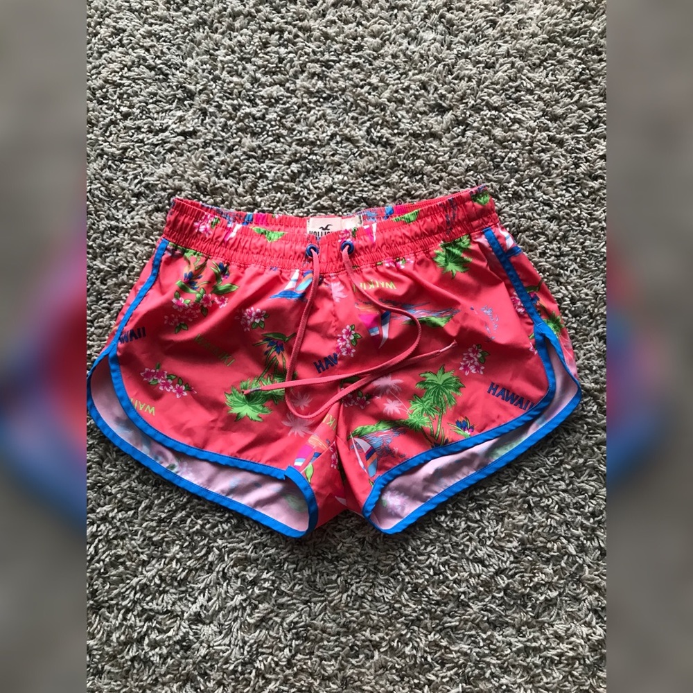 Shorts - Picture 3 of 6